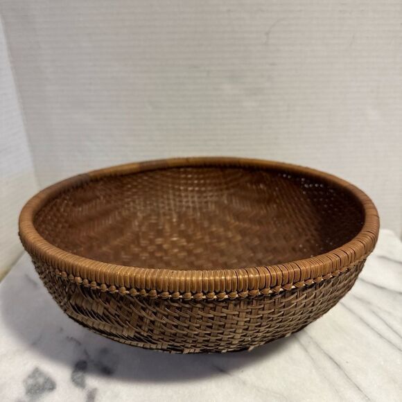 Vintage utility basket hand made Boho fruit/ bread/veggie all purpose basket - Picture 1 of 12